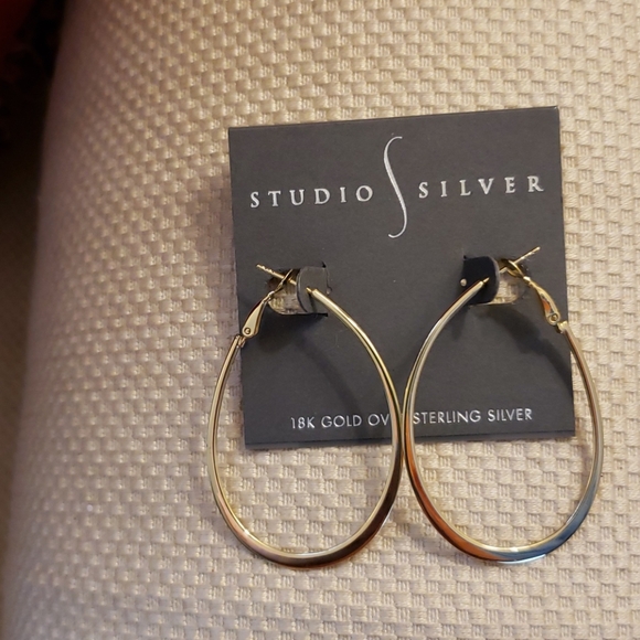 (MD)  Studio Silver Earrings - Picture 4 of 6
